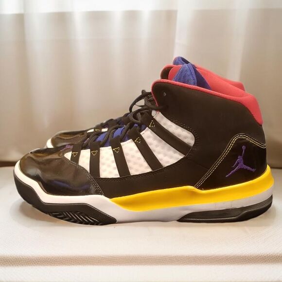 Air Jordan Max Aura Rivals *send offers* - Picture 3 of 8